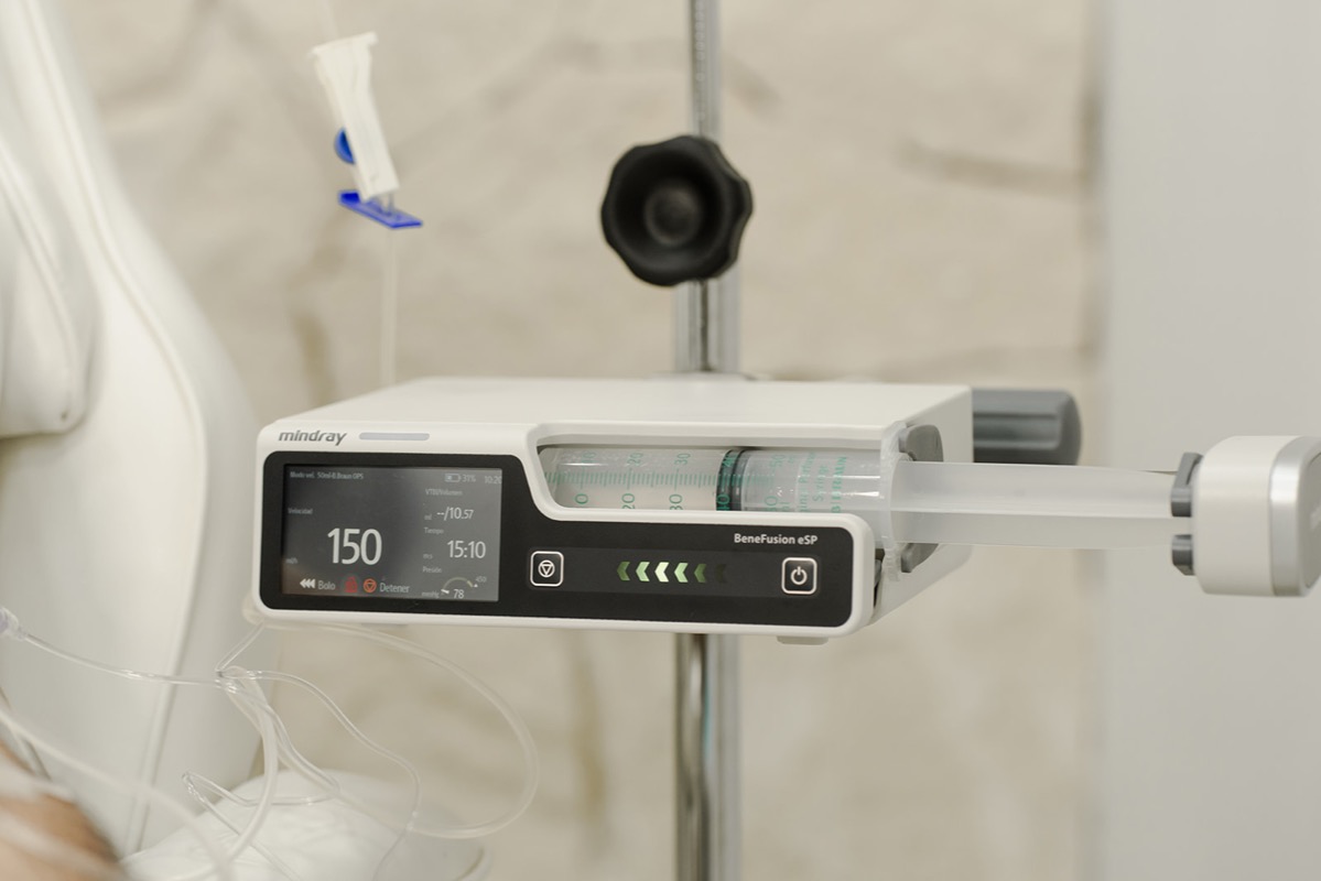 Clinical IV infusion setup prepared for regenerative treatment sessions